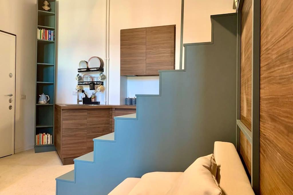Lovely Studio Flat In Bocconi Milão Exterior foto